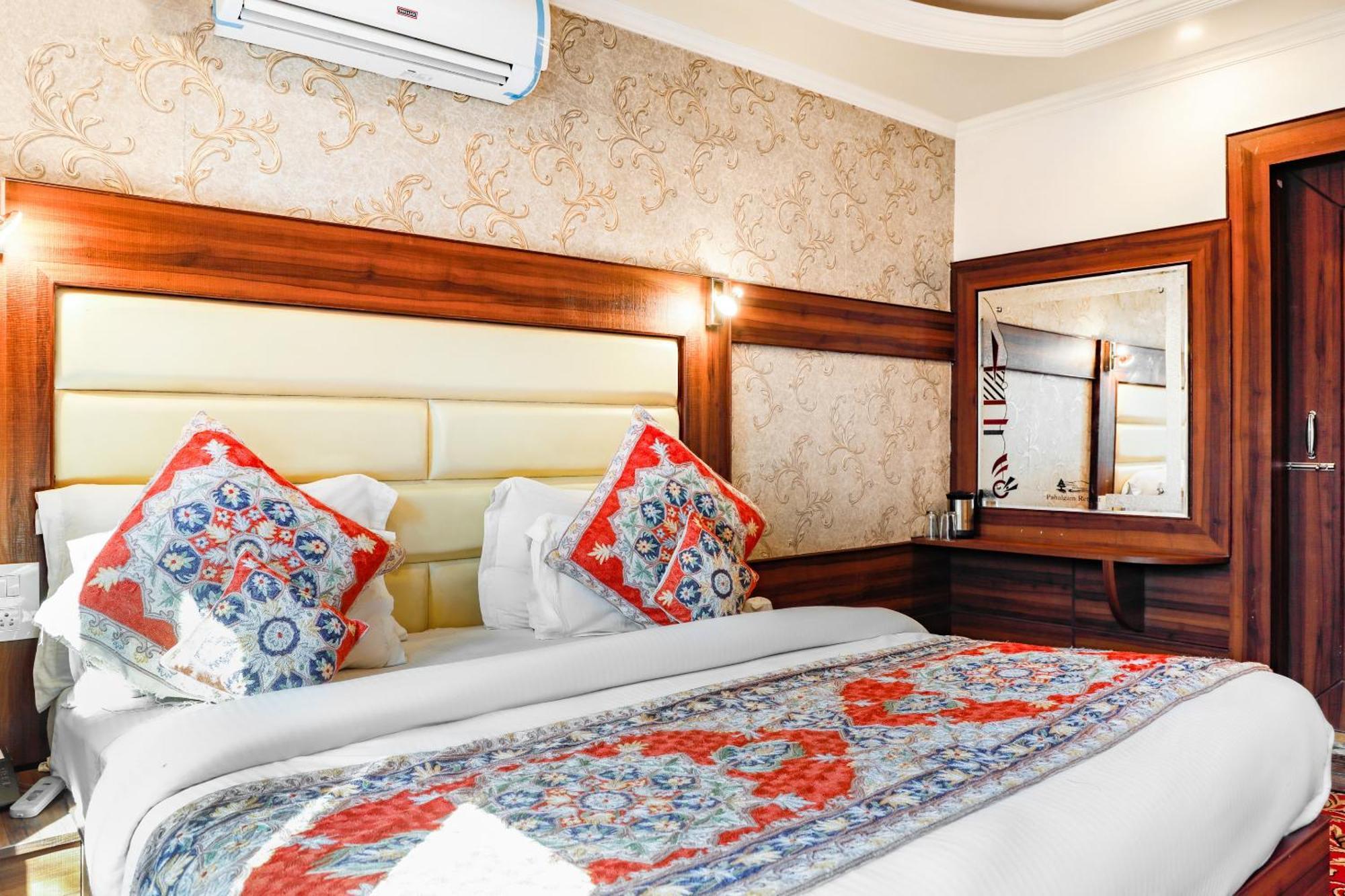 Pahalgam Retreat Hotell Exteriör bild